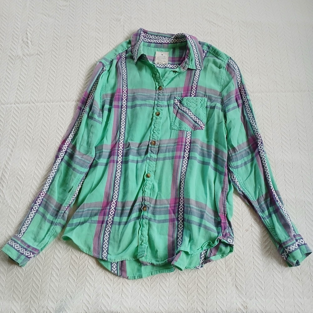 LAST CHANCE! aeo ♡ vintage boyfriend flannel button down shirt eagle y2k plaid